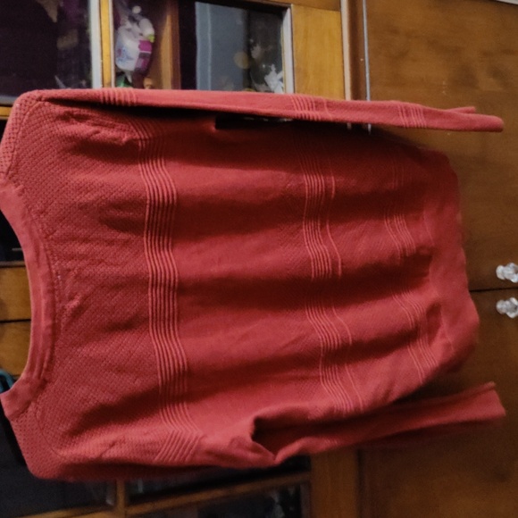 Sweater - Picture 2 of 3